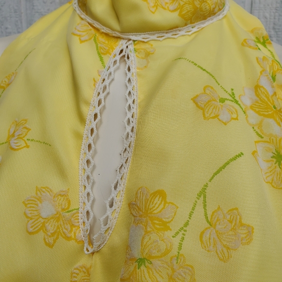 Vintage 1960's/70's Yellow Floral Halter Dress XS - Picture 6 of 16